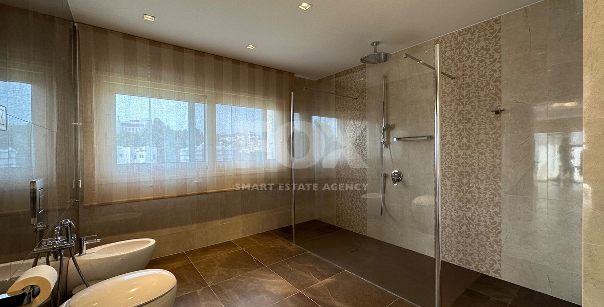 LUXURY FIVE BEDROOM VILLA FOR RENT 20 METRES FROM THE SEA IN THE AMATHOUNDA AREA OF LIMASSOL