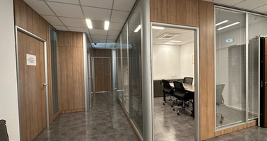 Luxury offices for sale in Mesa Geitonia