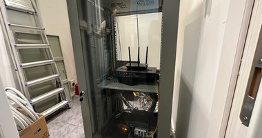 Luxury offices for sale in Mesa Geitonia