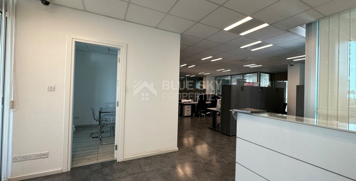 Luxury offices for sale in Mesa Geitonia