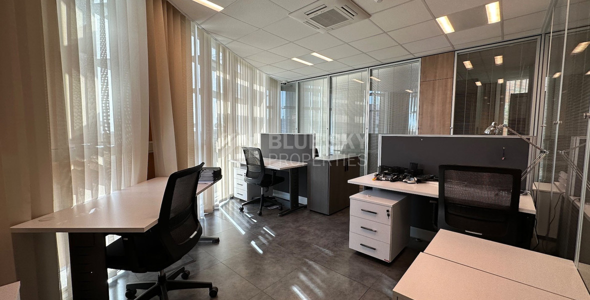 Luxury offices for sale in Mesa Geitonia