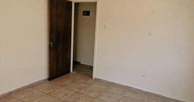 Office for rent in Agia Zoni, Limassol