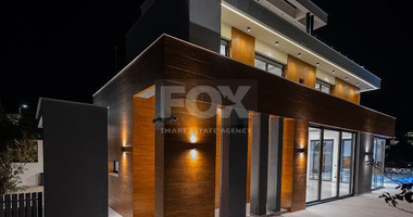 Luxury 5 bedroom villa with swimming pool in Agios Tychonas.