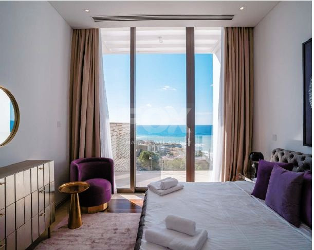 Luxury five bedroom en suite , detached villa in Sea Caves area in Peyia