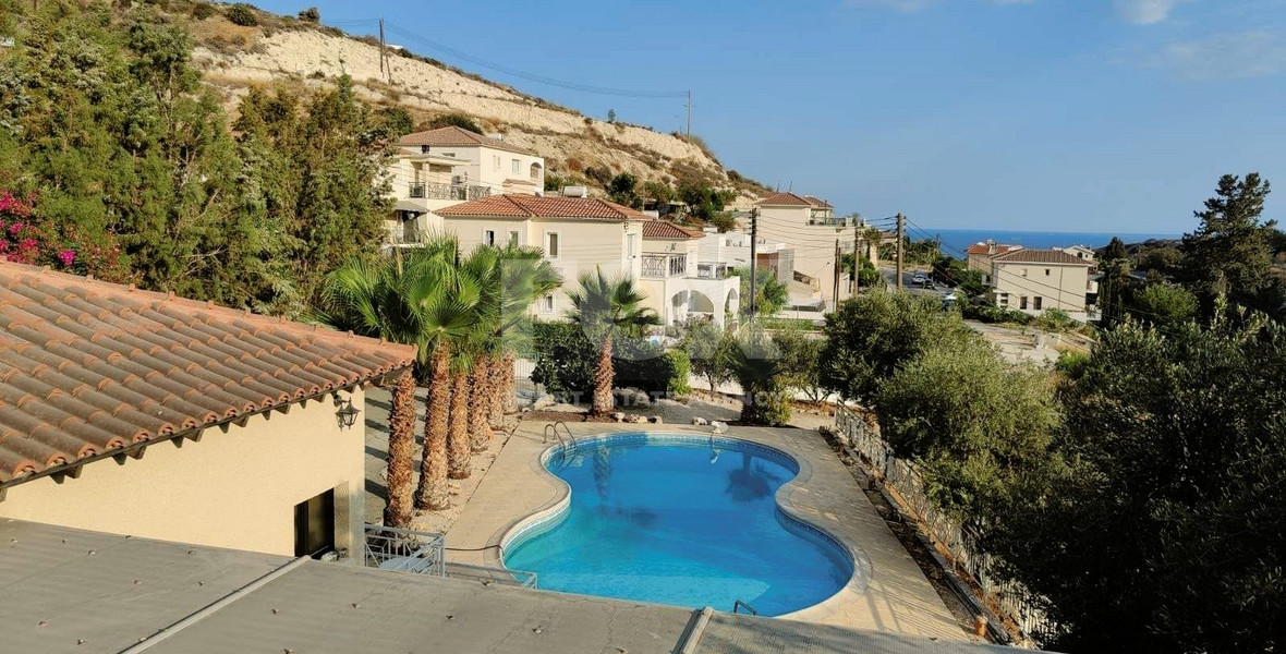 Spacious 3 bedroom Sea View Villa On A Huge Plot For Sale In Agios Tychonas
