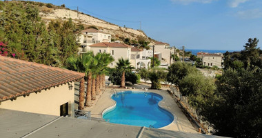 Spacious 3 bedroom Sea View Villa On A Huge Plot For Sale In Agios Tychonas