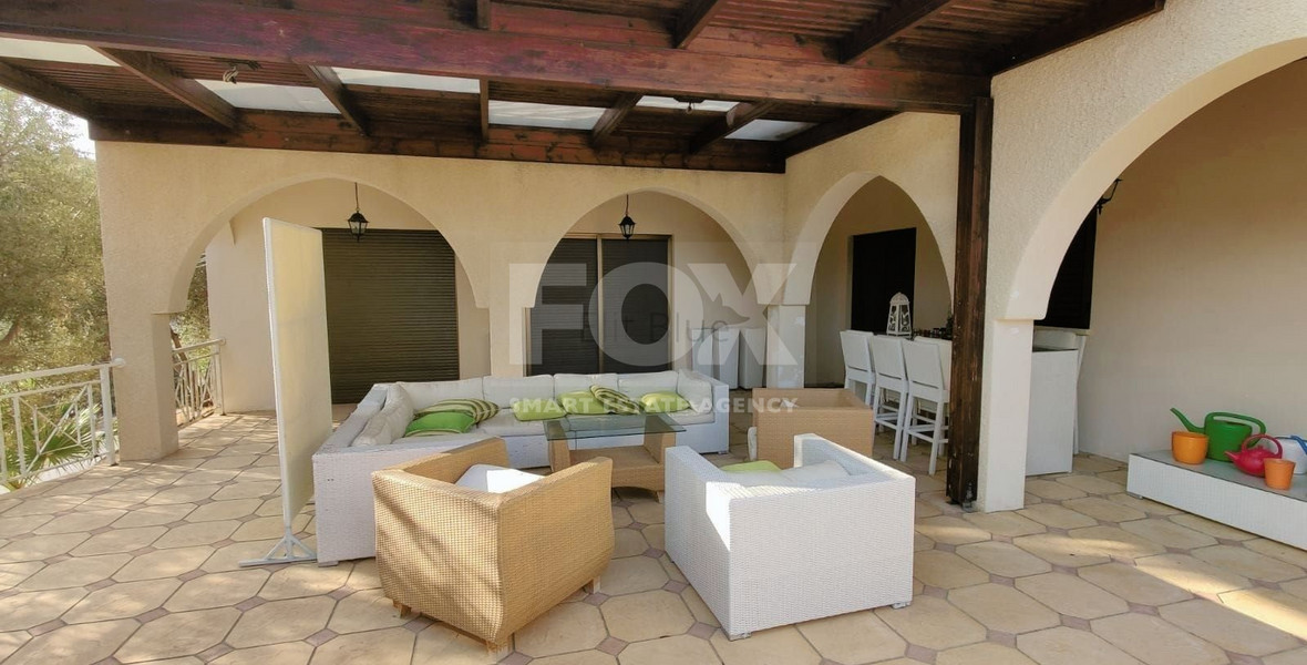 Spacious 3 bedroom Sea View Villa On A Huge Plot For Sale In Agios Tychonas