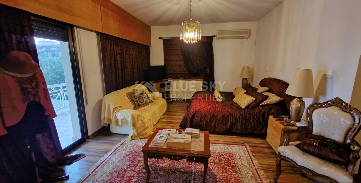 Spacious 3 bedroom Sea View Villa On A Huge Plot For Sale In Agios Tychonas