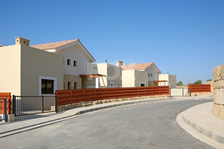 2 Bed House For Sale In Monagroulli Limassol Cyprus
