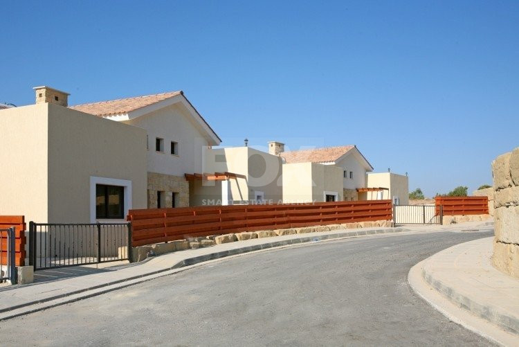 2 Bed House For Sale In Monagroulli Limassol Cyprus