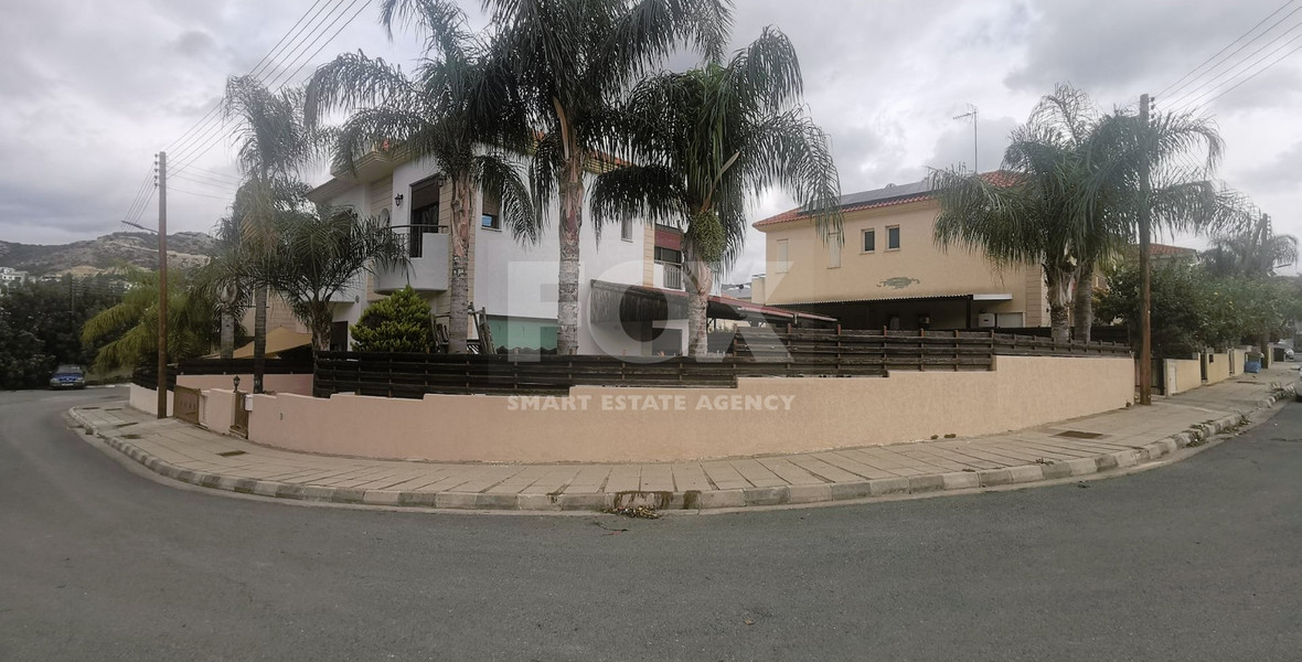 Nice four bedroom house in Palodia with swimming pool in Limassol