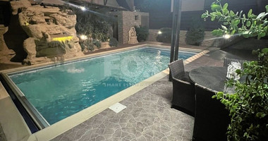 Exquisite 4-Bedroom Villa for sale: Swimming Pool & Garden