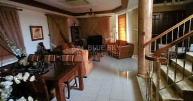 Exquisite 4-Bedroom Villa for sale: Swimming Pool & Garden