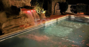 Exquisite 4-Bedroom Villa for sale: Swimming Pool & Garden