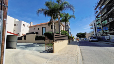 Exquisite 4-Bedroom Villa for sale: Swimming Pool & Garden