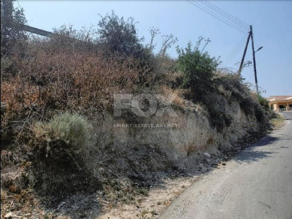 Residential field in Peyia for sale