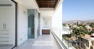 Amazing three bedroom apartment in Potamos Germasogeias, Limassol