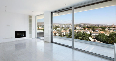 Amazing three bedroom apartment in Potamos Germasogeias, Limassol