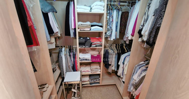 Exquisite Villa for sale in Laneia: Swimming Pool, Landscaped Garden, Unobstructed Views