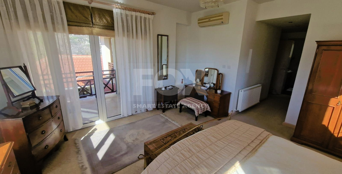 Exquisite Villa for sale in Laneia: Swimming Pool, Landscaped Garden, Unobstructed Views