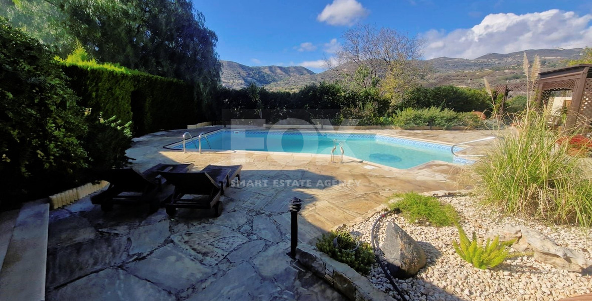 Exquisite Villa for sale in Laneia: Swimming Pool, Landscaped Garden, Unobstructed Views