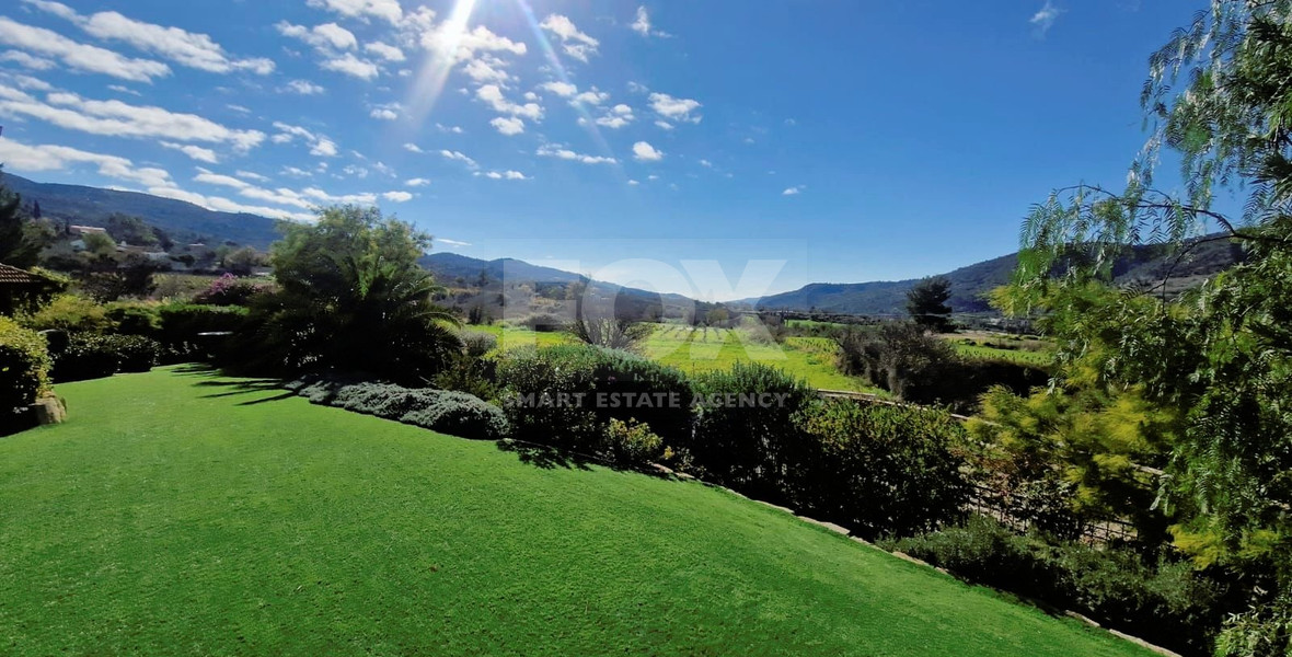 Exquisite Villa for sale in Laneia: Swimming Pool, Landscaped Garden, Unobstructed Views