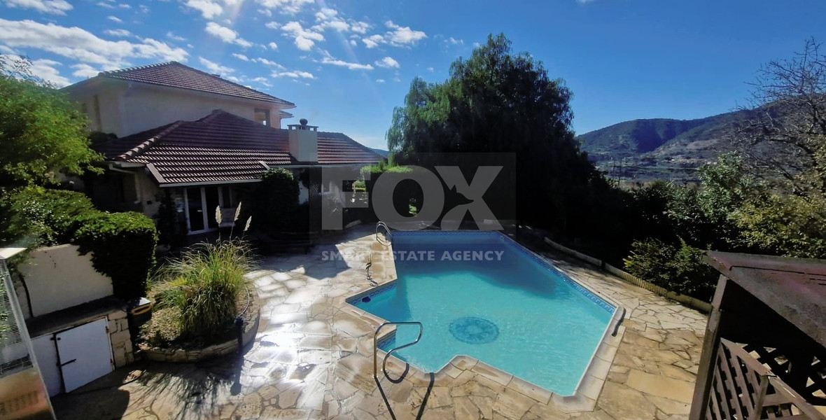 Exquisite Villa for sale in Laneia: Swimming Pool, Landscaped Garden, Unobstructed Views
