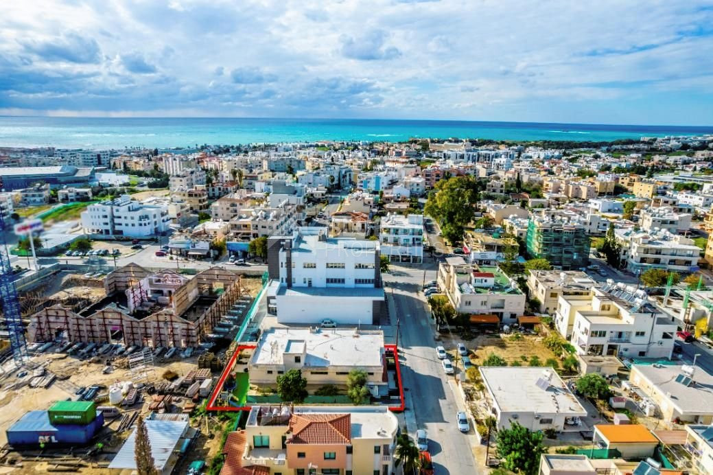 Building in Agios Theodoros, Paphos