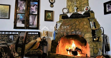 Beautiful traditional stone house in Lofou village, Limassol