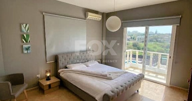 Five bedroom detached villa with sea views