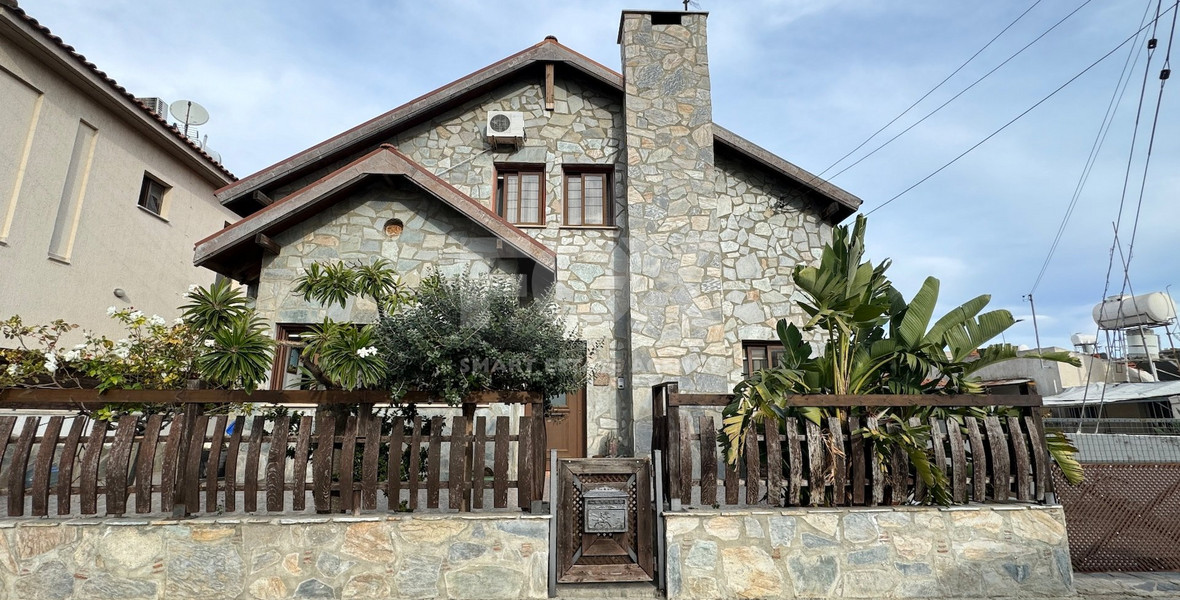 Cozy Four Bedroom Detached House in Agios Athanasios Tourist Area Near Jumbo for Sale