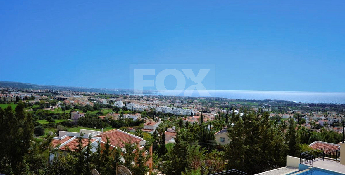 Four bedroom villa plus two additional room in Peyia area, Paphos