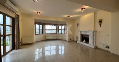 Detached five bedroom Villa with swimming pool for sale in Agios Athanasios-Limassol