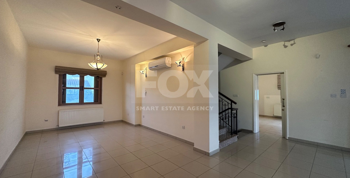 Detached five bedroom Villa with swimming pool for sale in Agios Athanasios-Limassol