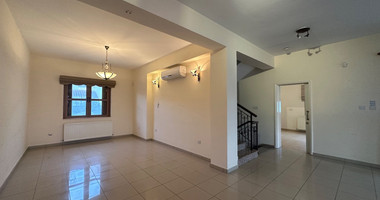 Detached five bedroom Villa with swimming pool for sale in Agios Athanasios-Limassol