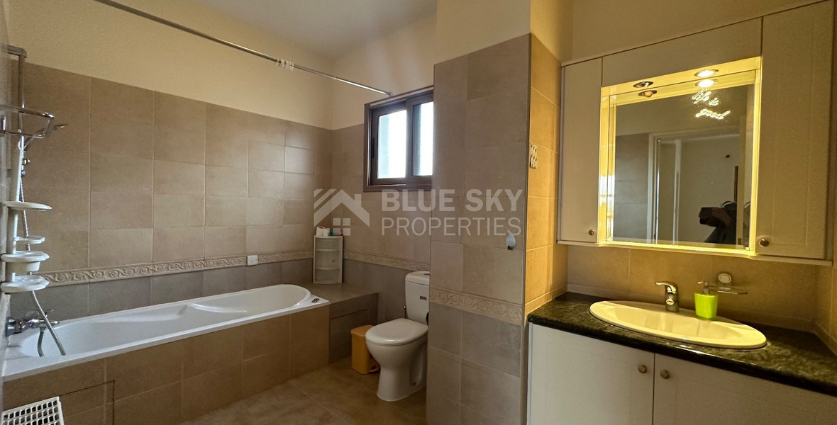 Detached five bedroom Villa with swimming pool for sale in Agios Athanasios-Limassol