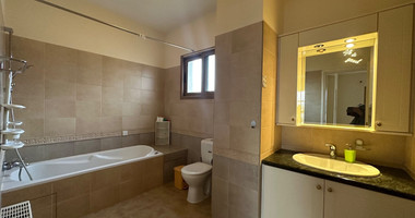 Detached five bedroom Villa with swimming pool for sale in Agios Athanasios-Limassol