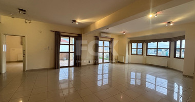 Detached five bedroom Villa with swimming pool for sale in Agios Athanasios-Limassol