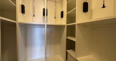 Detached five bedroom Villa with swimming pool for sale in Agios Athanasios-Limassol