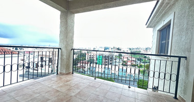 Detached five bedroom Villa with swimming pool for sale in Agios Athanasios-Limassol