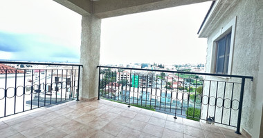 Detached five bedroom Villa with swimming pool for sale in Agios Athanasios-Limassol