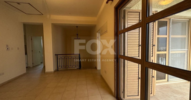 Detached five bedroom Villa with swimming pool for sale in Agios Athanasios-Limassol