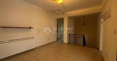 Detached five bedroom Villa with swimming pool for sale in Agios Athanasios-Limassol