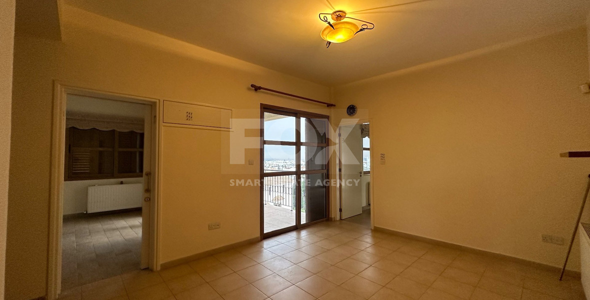 Detached five bedroom Villa with swimming pool for sale in Agios Athanasios-Limassol