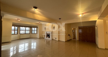 Detached five bedroom Villa with swimming pool for sale in Agios Athanasios-Limassol