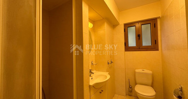 Detached five bedroom Villa with swimming pool for sale in Agios Athanasios-Limassol