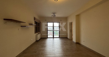 Detached five bedroom Villa with swimming pool for rent in Agios Athanasios