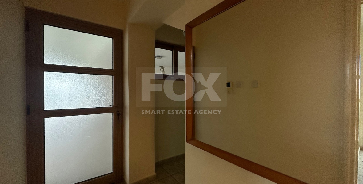 Detached five bedroom Villa with swimming pool for rent in Agios Athanasios