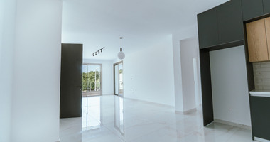 Three bedroom apartment for sale  in Geroskipou with roof garden