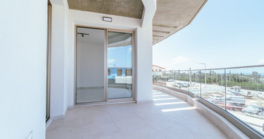 Three bedroom apartment for sale  in Geroskipou with roof garden